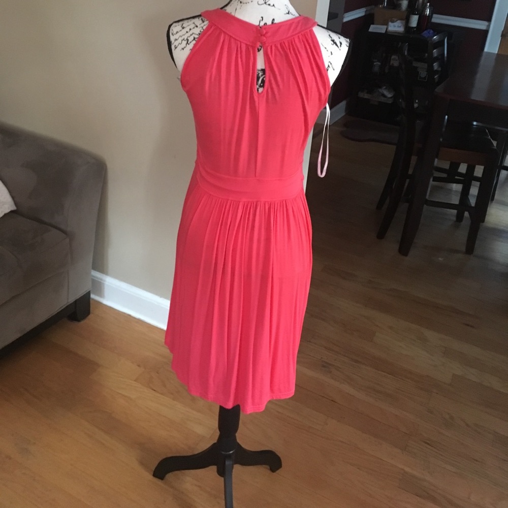 Cute summer light weight dress - Picture 4 of 6